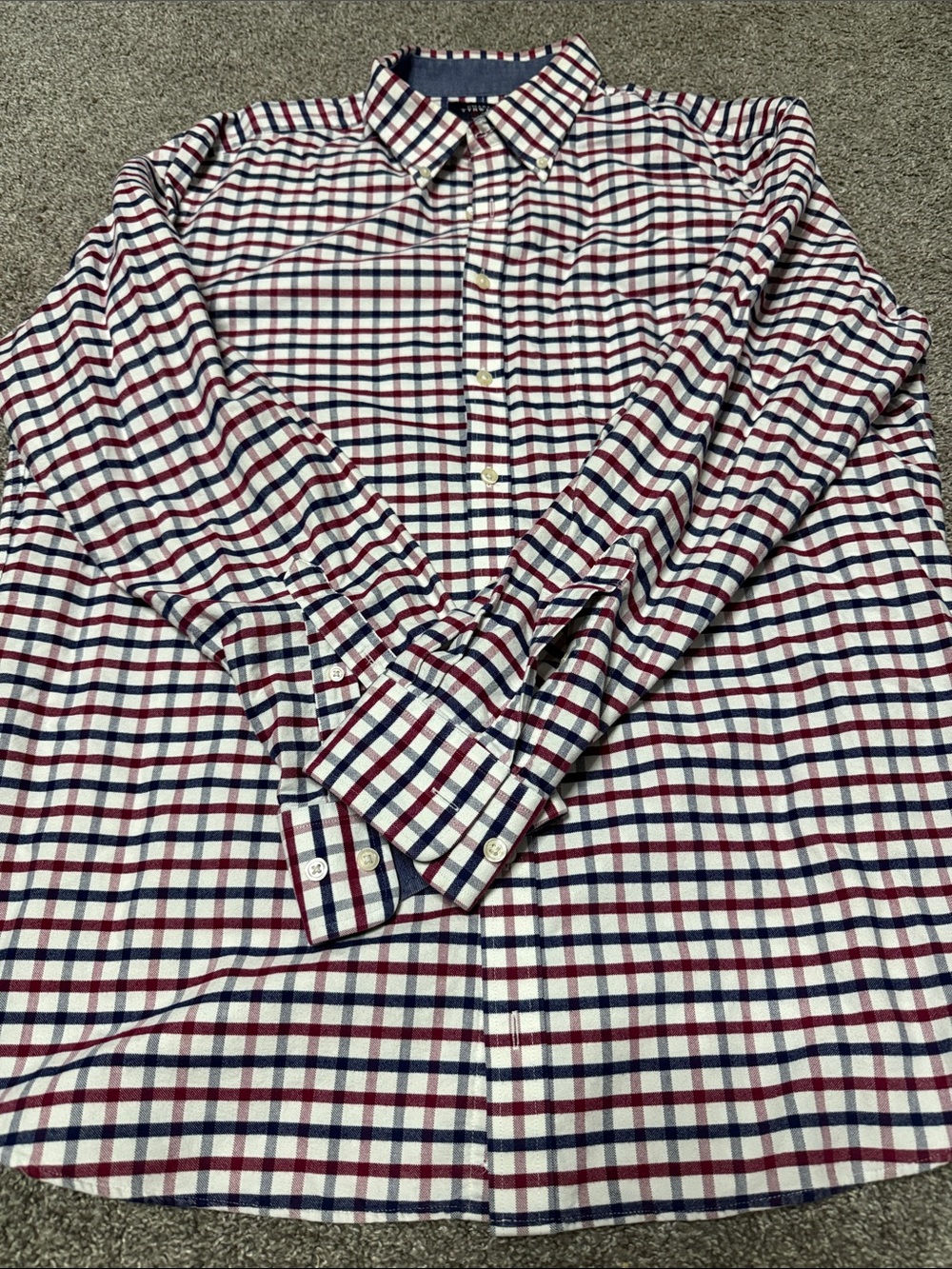 Charles Tyrwhitt White, Navy & Red Checked Button-Down Shirt